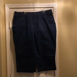 Catherine’s Knit Waist Cargo Capris